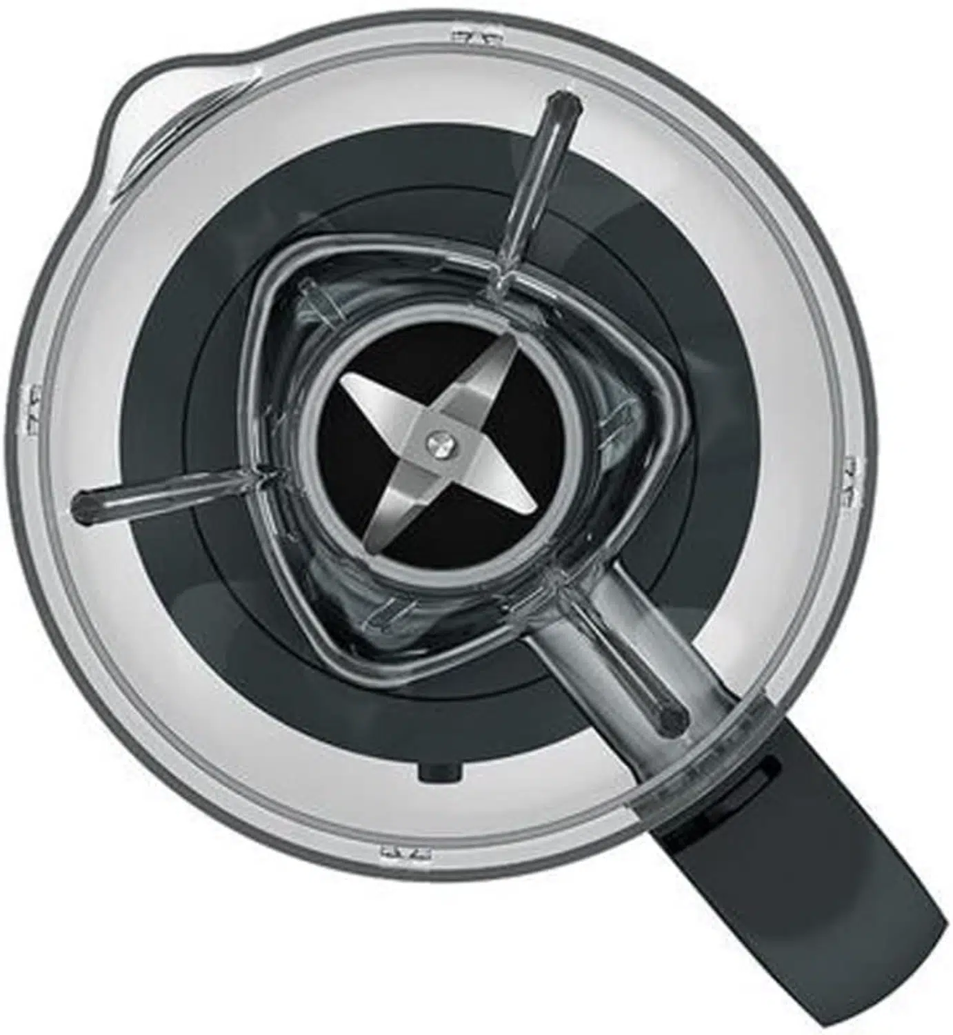 Braun 1.8L blender JB3100WH showing SmoothCrush blades
