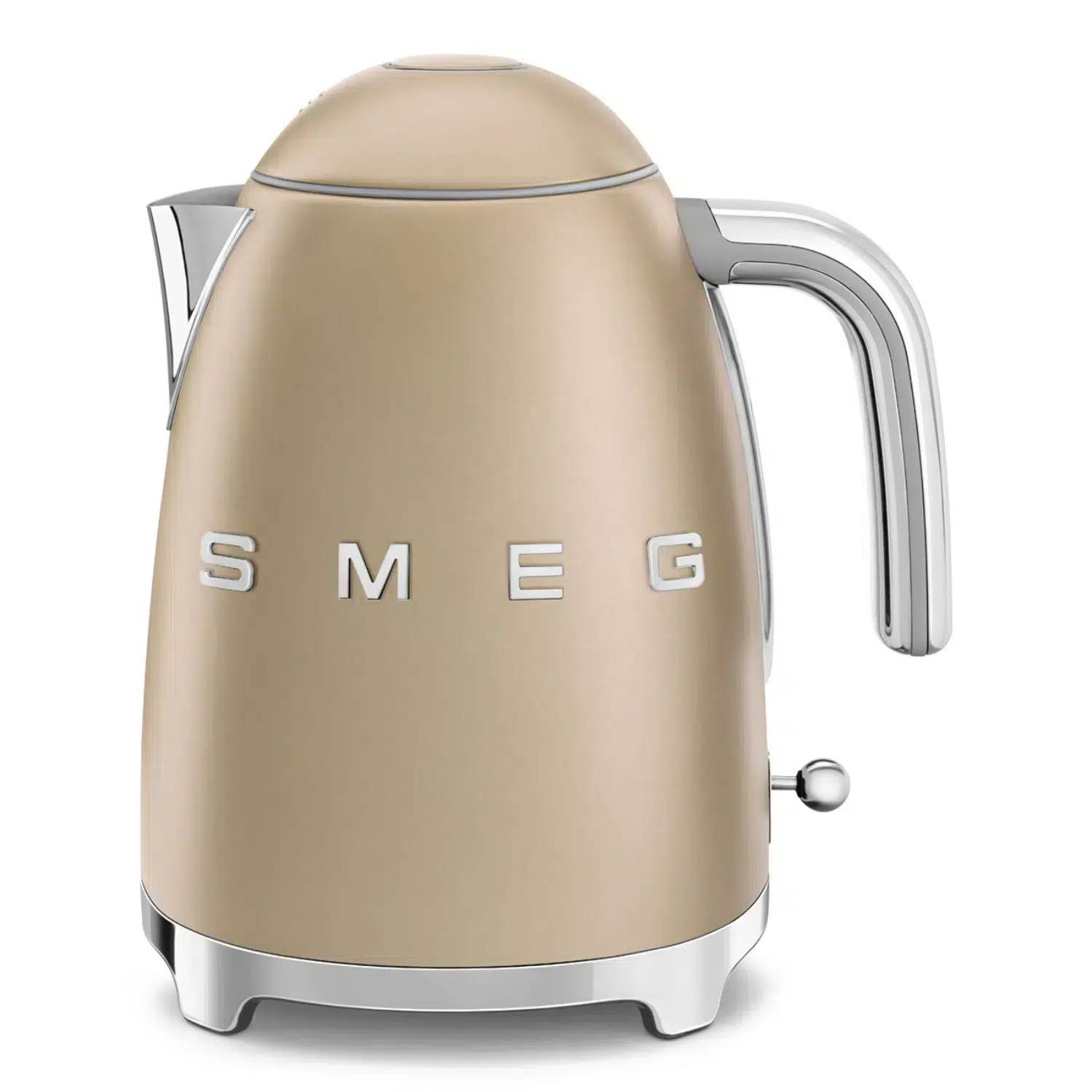 Smeg mini kettle KLF03CHMEU front view in champagne matte finish.